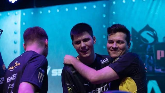 以毫厘间判 以毫厘间判