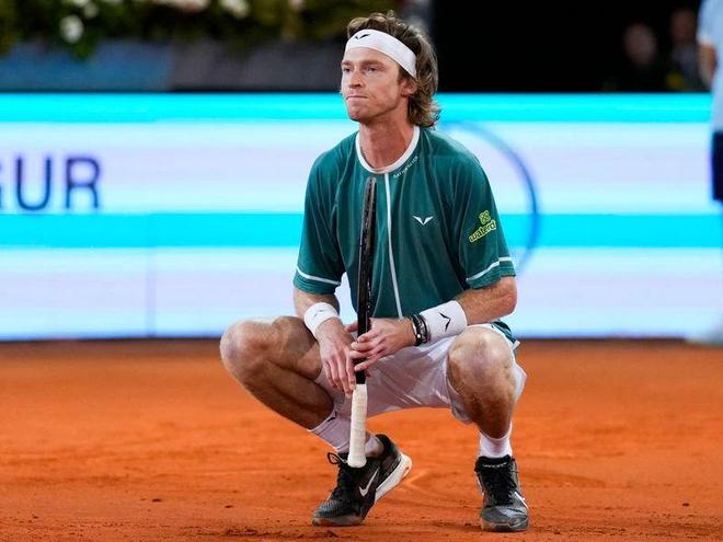 完成关节镜 完成关节镜